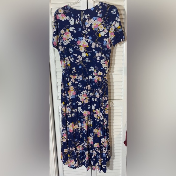 a.n.a. Skirt Set Size Small Navy With Floral Pattern - Picture 2 of 13